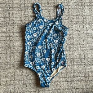 PINK CHICKEN size 14y